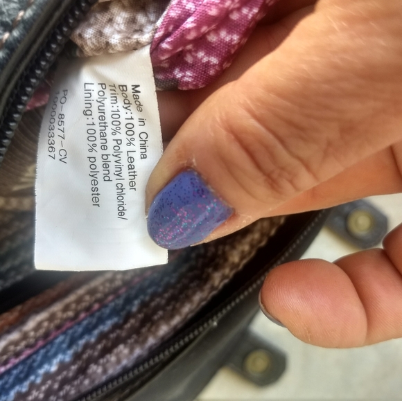 The Sak black leather shoulder/crossbody - Picture 4 of 9